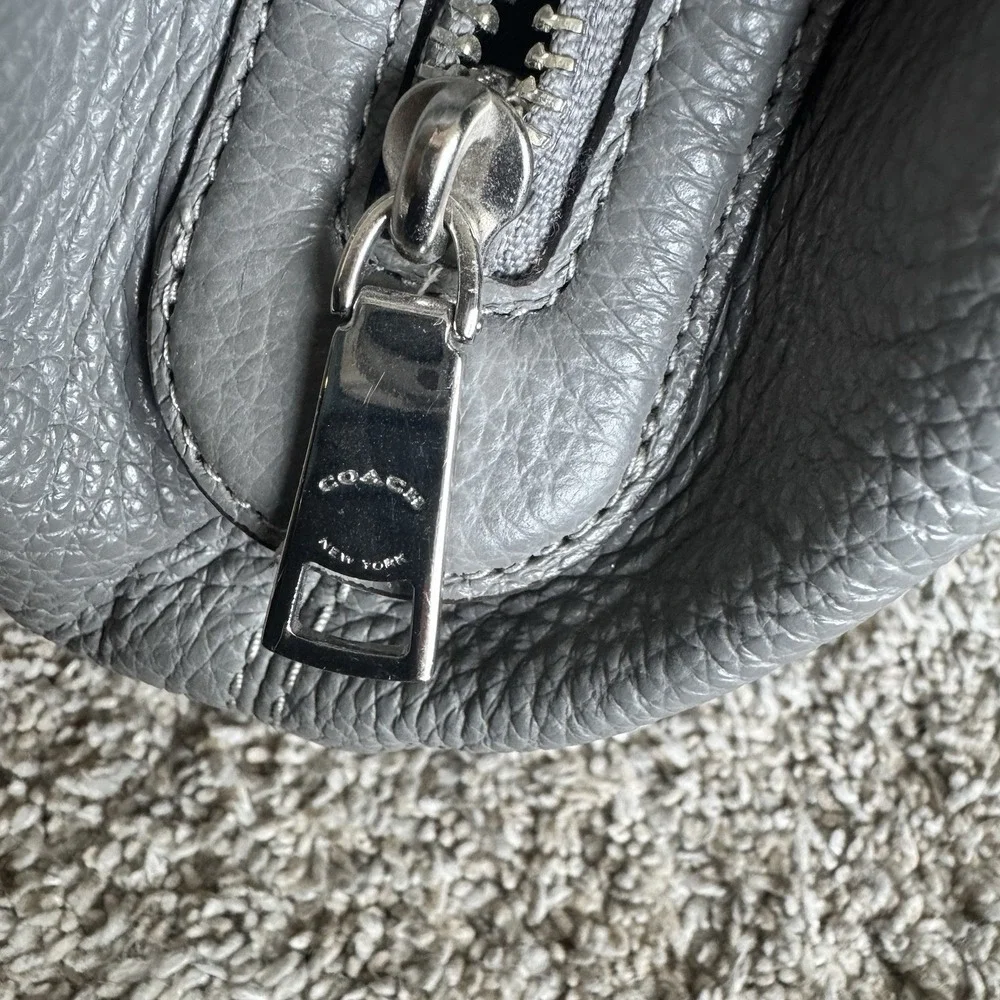 Coach F28997 Lexy Large Grey Birch / Silver Pebble Leather Shoulder Bag Tote
